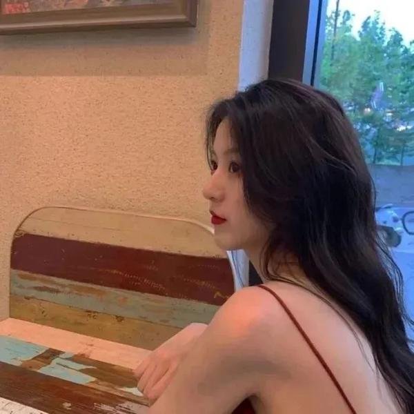 看不见的月亮